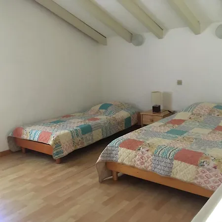 Semesterbostad Lavu Santu *